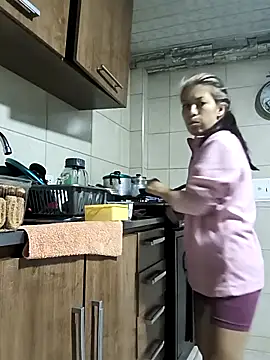 Tefannyy  online show from February 5, 10:40 am