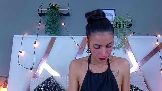 ChanelAdamss  online show from November 22, 3:20 am