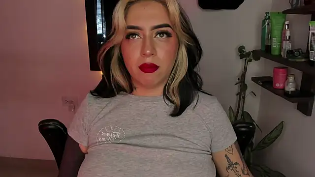 AnnikaMerliahh  online show from December 22, 1:58 pm