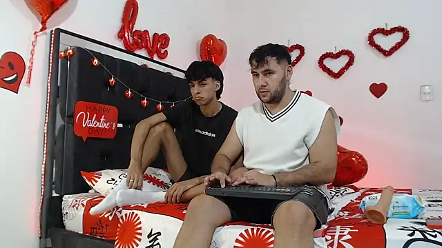 VALERIO AND DORIAN online show from February 15, 10:31 pm