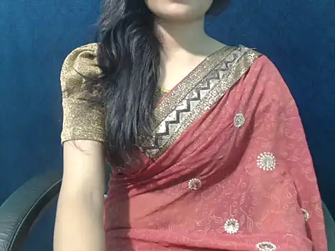 Yashi online show from November 18, 12:50 pm