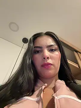 Maddy Rouse  online show from February 22, 3:40 am