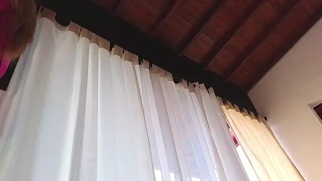 greyslopez online show from December 17, 5:17 pm