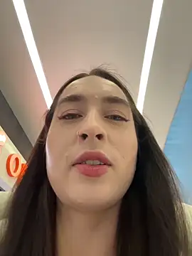 Holly Play online show from February 16, 10:04 am