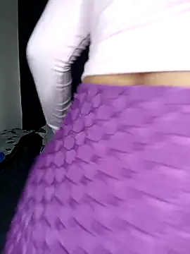 Chaudesquirt online show from September 10, 9:42 am