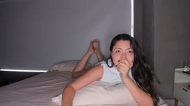 azumi cutiepie  online show from September 27, 1:18 pm