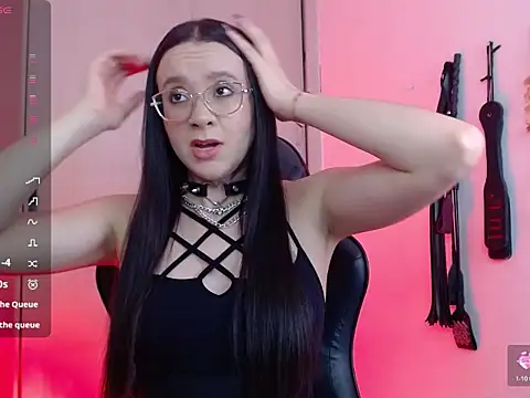 Alisson Beckett online show from November 18, 7:15 pm