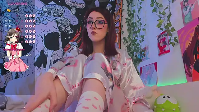 kissthasky online show from September 12, 6:57 am