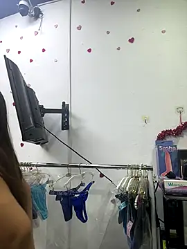 sofiafantasy online show from December 13, 9:43 pm