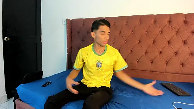 boys yourparty online show from September 30, 1:06 pm