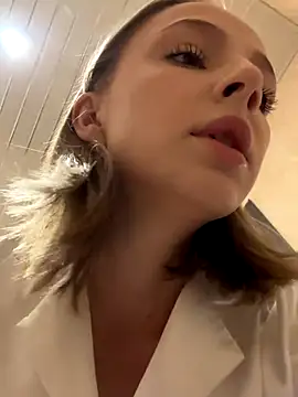 CaseyStar online show from December 2, 10:27 am