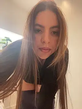 PamAnna online show from February 17, 4:39 pm