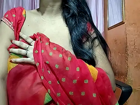 poojaxxx65 online show from September 27, 11:12 pm