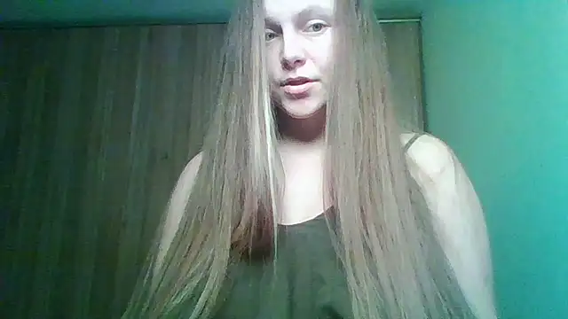 Evasapples online show from February 10, 6:00 pm