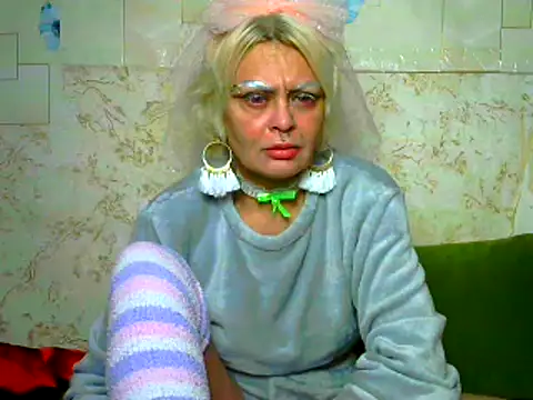 Gardener of Illusions online show from February 19, 12:21 am