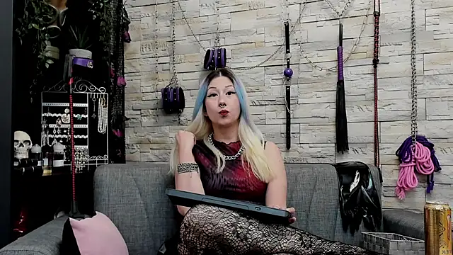 CruelMistress online show from January 19, 1:57 am