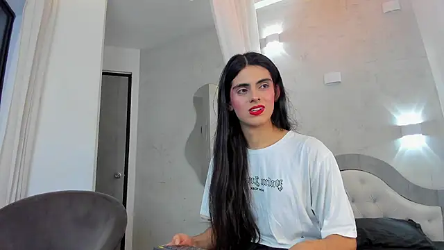 Venusflame   online show from November 24, 12:29 pm