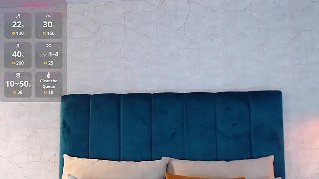 AdeleAndersonn online show from December 4, 8:31 pm