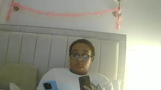 vanilla chocolate23 online show from November 13, 7:35 pm