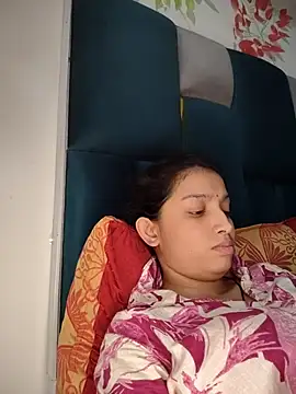 Snapshot of Aleena_Rai chatting on September 12, 8:49 pm Aleena Rai online show from September 12, 8:49 pm