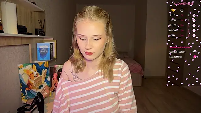 lisa barbie online show from October 19, 2:41 pm