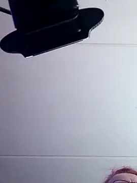 Snapshot of modenq chatting on September 9, 7:41 am modenq online show from September 9, 7:41 am