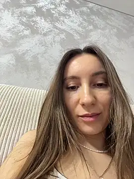 viviandaimond1 online show from December 1, 11:29 pm