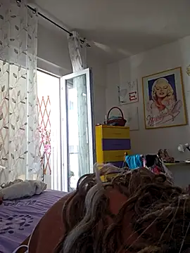 Snapshot of MariaRichi_ chatting on October 4, 8:09 am MariaRichi  online show from October 4, 8:09 am