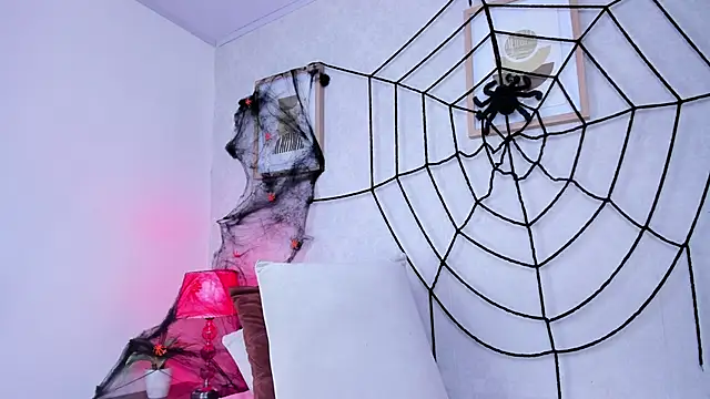 Caroline dh online show from October 29, 3:58 pm