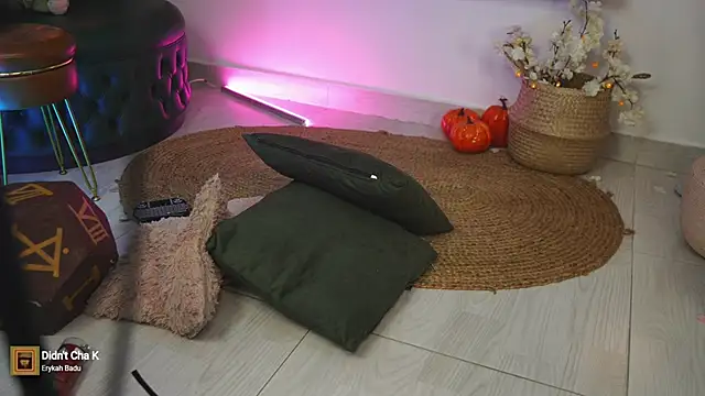 Dear Morgan online show from October 10, 10:47 pm