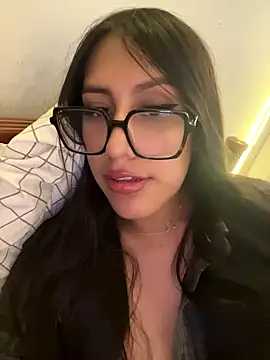 AleFantasy0001 online show from January 17, 6:26 pm