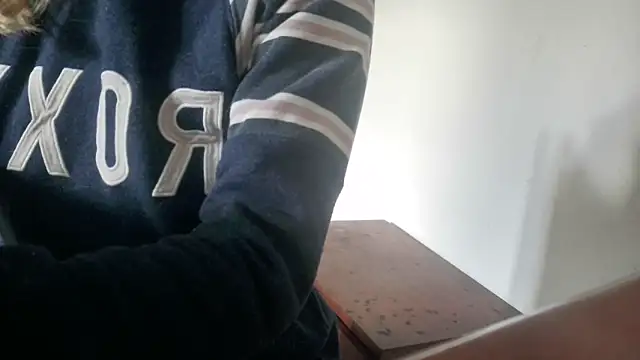 filipasantosx online show from December 22, 1:03 pm