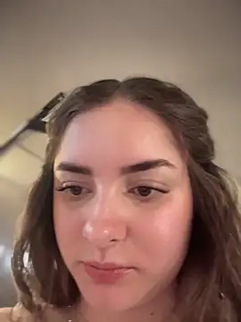 imlindapink online show from January 5, 6:11 pm