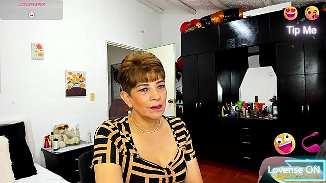 Angelina Stone 65 online show from February 26, 8:19 pm