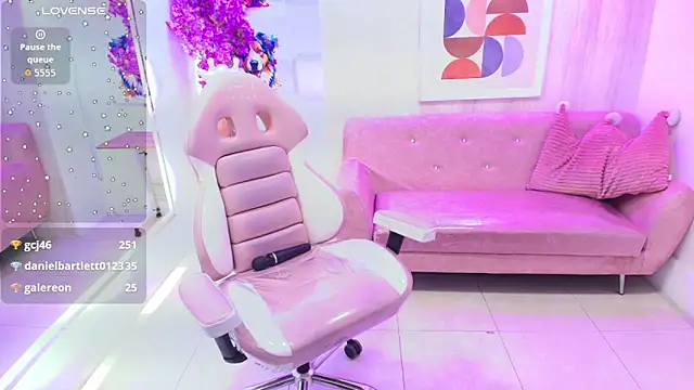 Tiara rr online show from February 28, 3:39 am