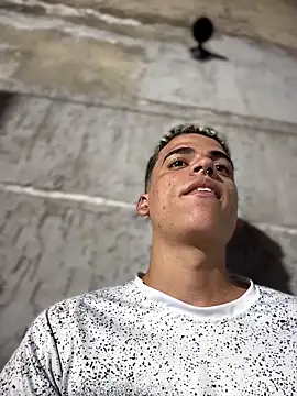 Leo bunny hot online show from February 12, 1:18 am