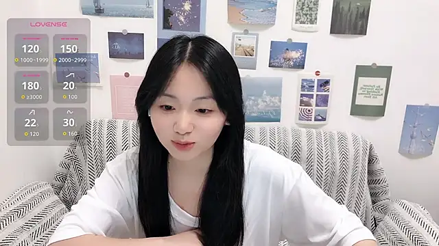 Snapshot of LiLiYbaby chatting on September 14, 7:06 am LiLiYbaby online show from September 14, 7:06 am