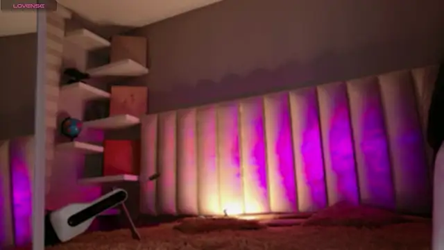 Megan mooree  online show from January 13, 12:09 pm