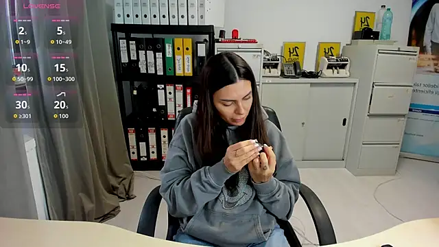 kilenyapatrice online show from October 26, 1:50 pm