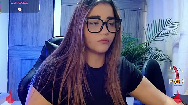 Lucia star   online show from February 23, 1:32 pm