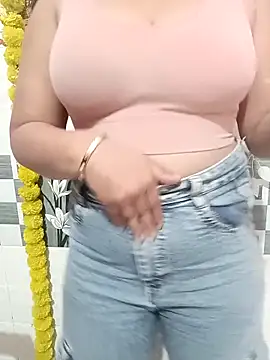 cute-mahek online show from March 1, 6:51 pm