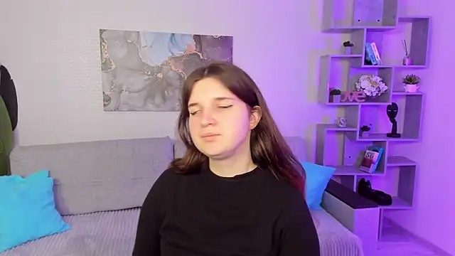 BonneyLove online show from September 14, 5:44 pm