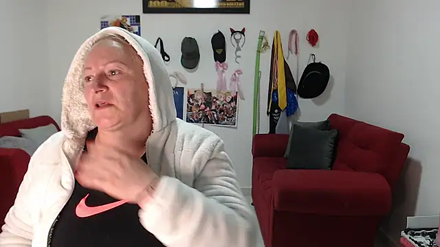 emperabigbootybigass online show from October 22, 12:21 pm