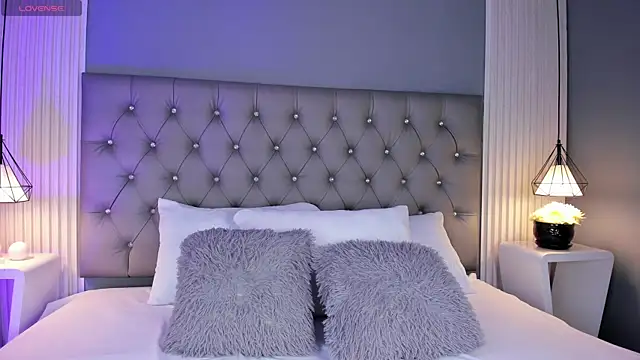 VioletthaRous online show from February 27, 10:53 pm