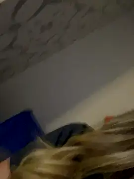 Carolinen online show from October 31, 10:36 pm