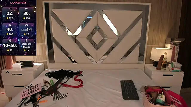 ValentinaThomas online show from October 2, 7:41 pm