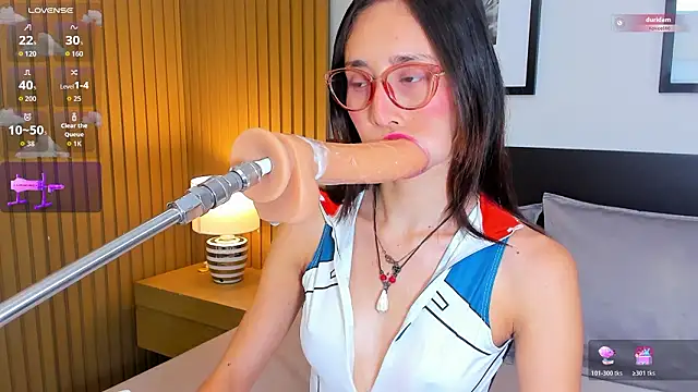 doll bella  online show from February 28, 8:30 pm