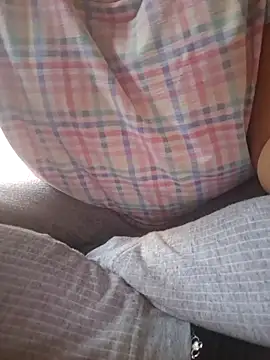 Melody Shyla online show from December 18, 2:27 am