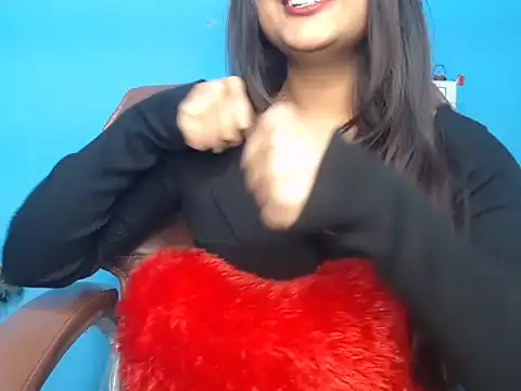 Wish Queen online show from November 30, 5:50 pm