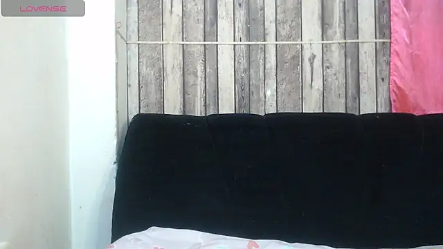 rosa pretty online show from November 12, 5:38 am